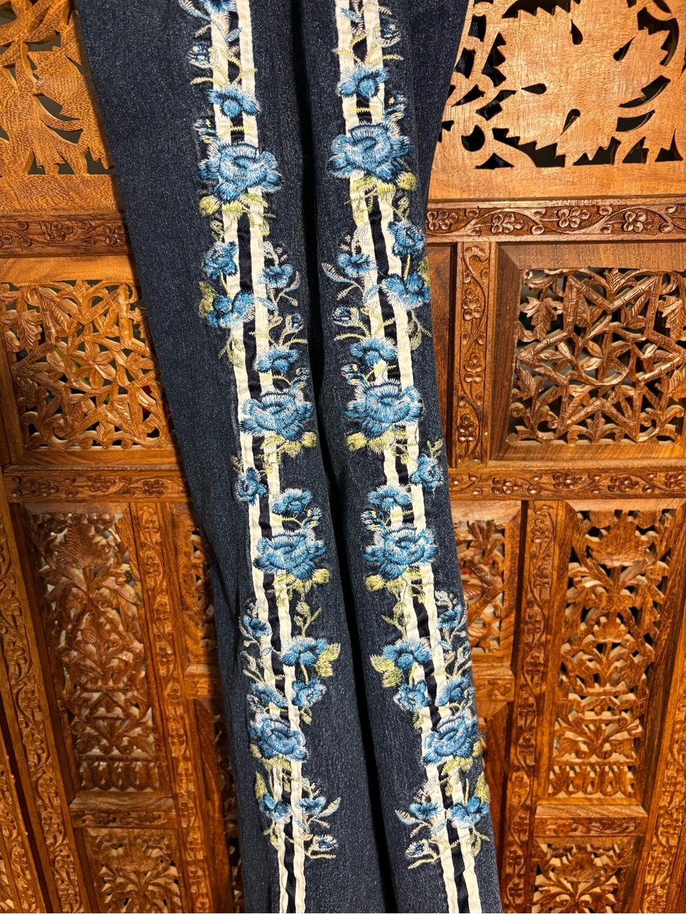DG2 by Diane Gilman dark blue jeans with side blue floral embroidery